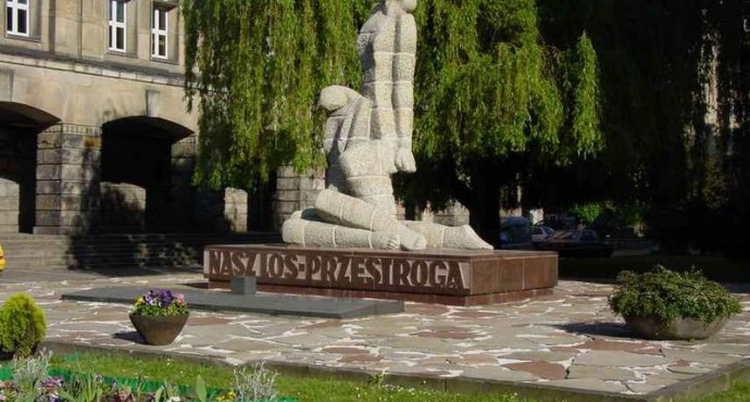 Pomnik Pomordowanych Profesorów Lwowskich - zbliżenie