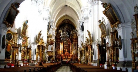 Sanktuarium św. Jadwigi w Trzebnicy  - zbliżenie