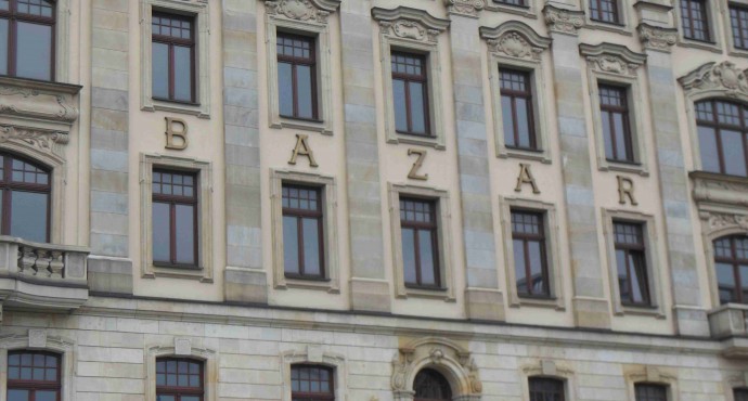 Budynek BAZARU - galeria