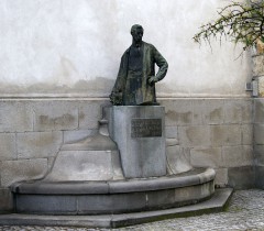 Pomnik Franciszka Mączyńskiego