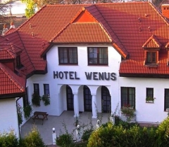 Hotel Wenus**
